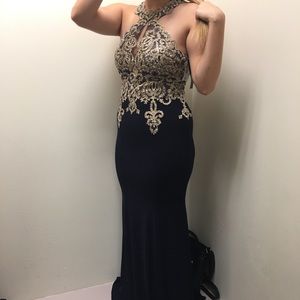Prom gown